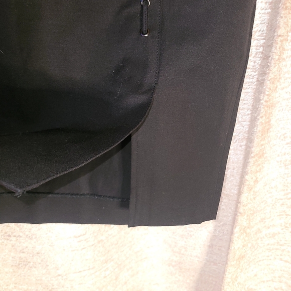 Banana Republic Black Knee-Length Pencil Skirt for office and beyond - Picture 5 of 11